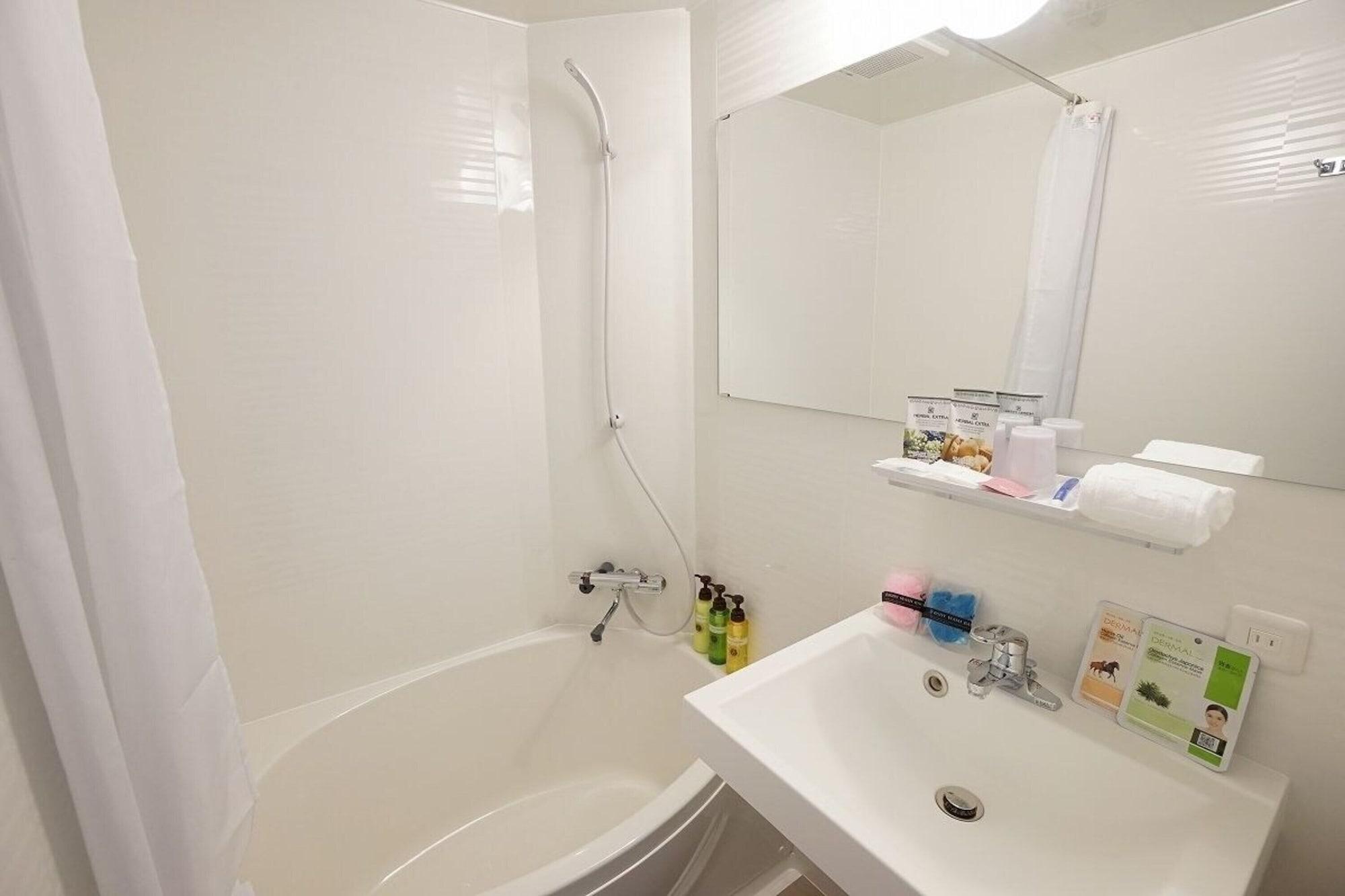 La'Gent Hotel Osaka Bay מראה חיצוני תמונה